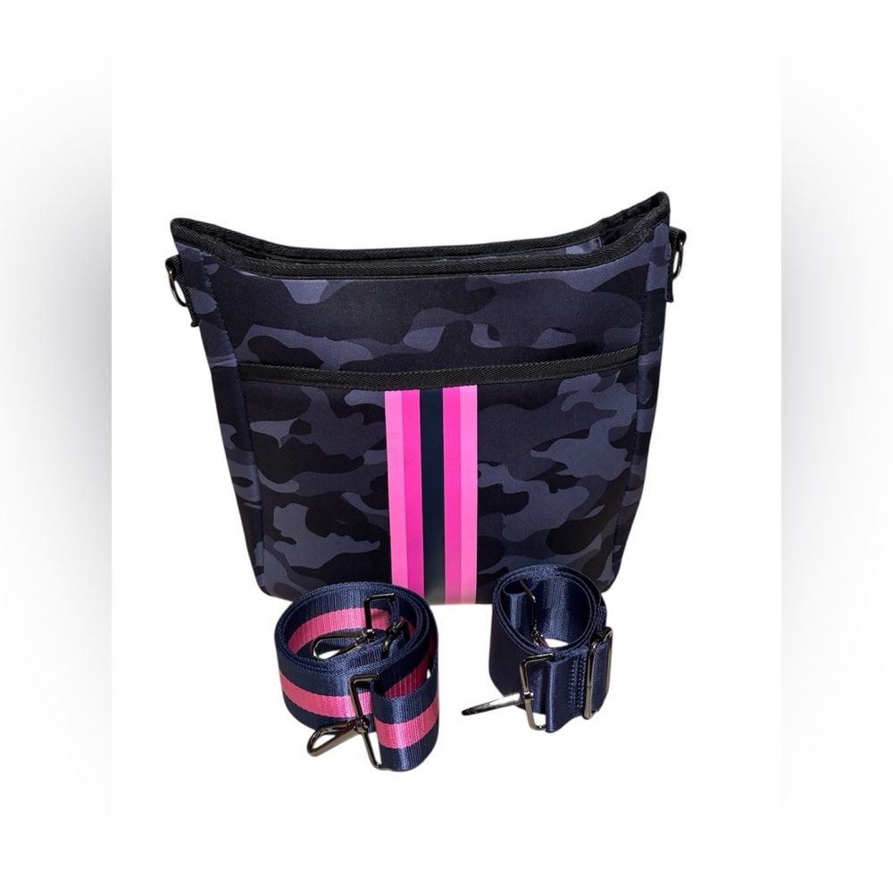 Haute Shore Jeri Epic Crossbody